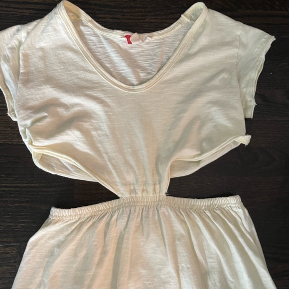 Free people size medium like new - Picture 2 of 4